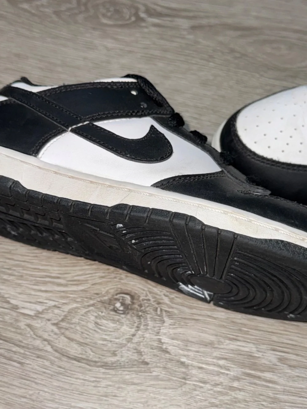 Nike Dunk Low Kids “Panda” Sneakers